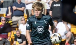 奇异果官方平台-官方：圣约翰斯通宣布16岁小将卡伦-哈米尔转会加盟阿森纳